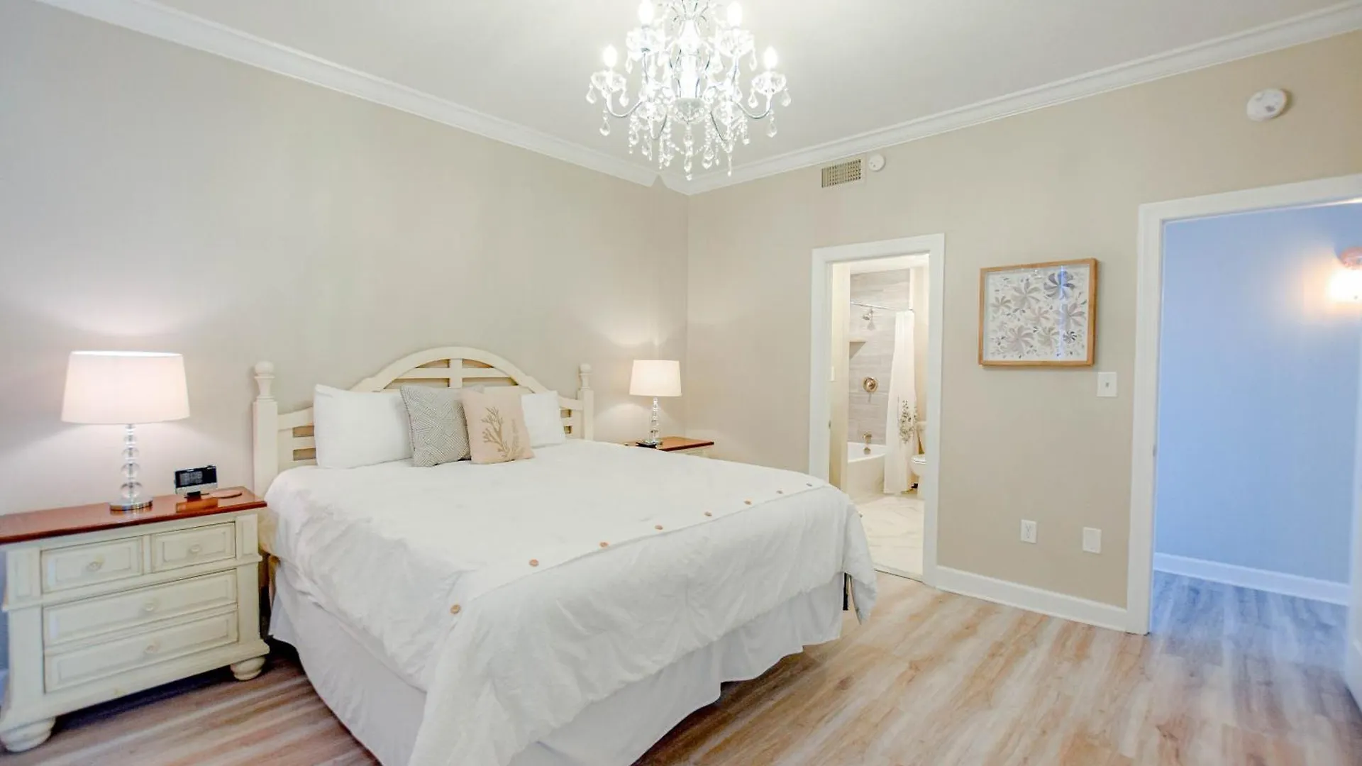 Apartment Shoreline Towers #3121 Destin