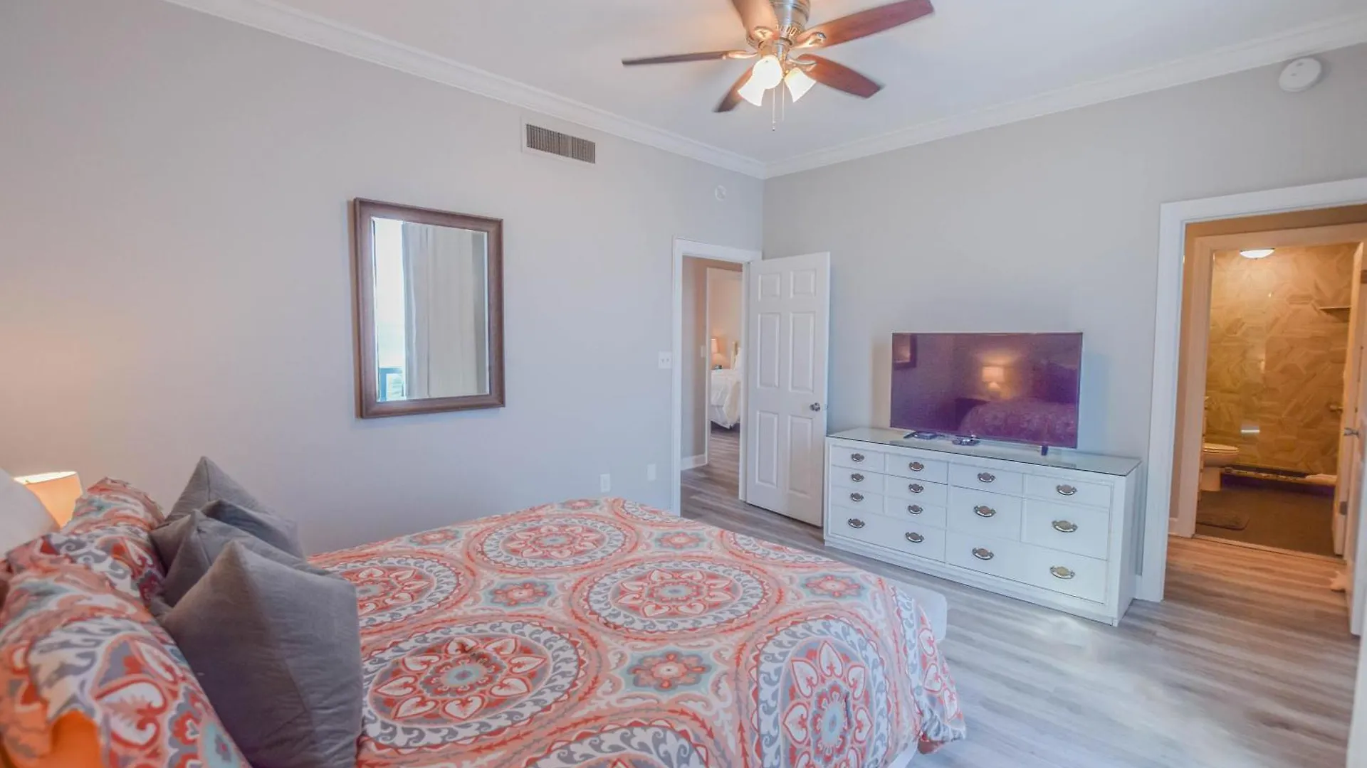 Shoreline Towers #3121 Destin